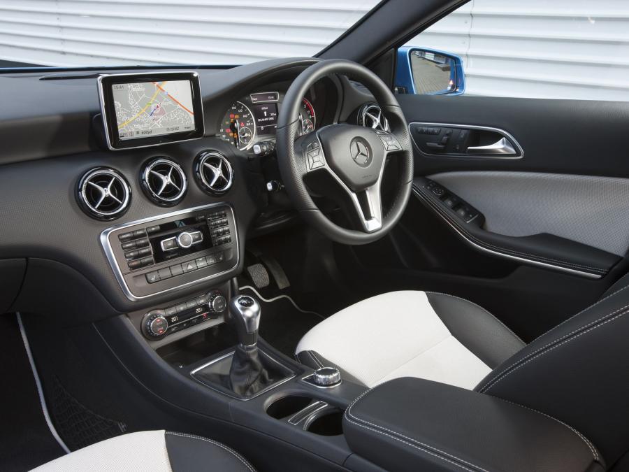  Mercedes-Benz A180 CDI 2012 года  (UK) (фото 10 из 10)